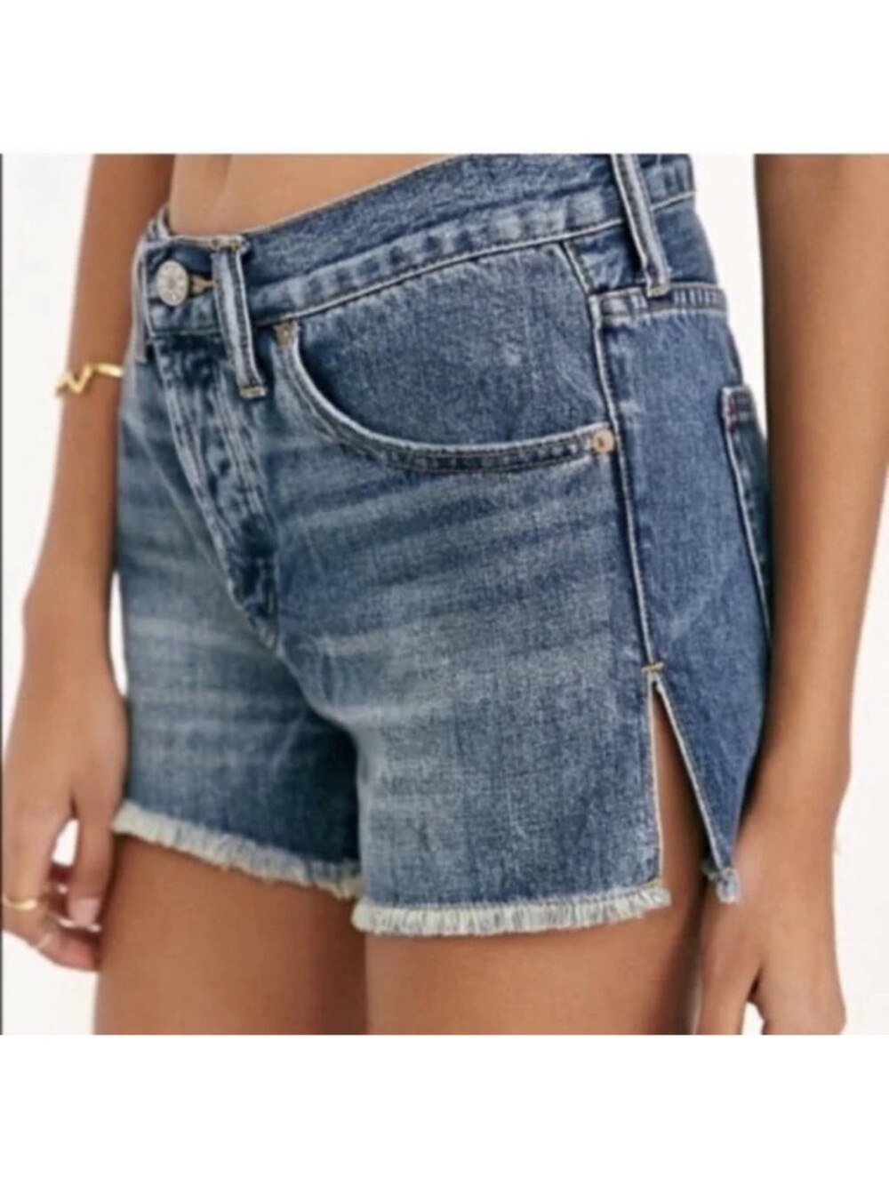 Urban outfitters breezy, midrise shorts. New without tags. Size 2.